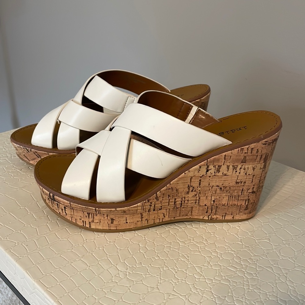 Cork wedge heels